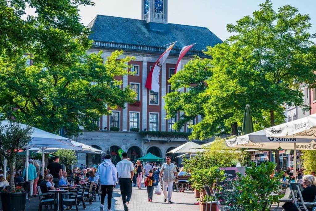 Apartment Direkt An Der Landesgartenschau 2026 - Gemuetliche Stadtwohnung Am Neusser Markt Neuss